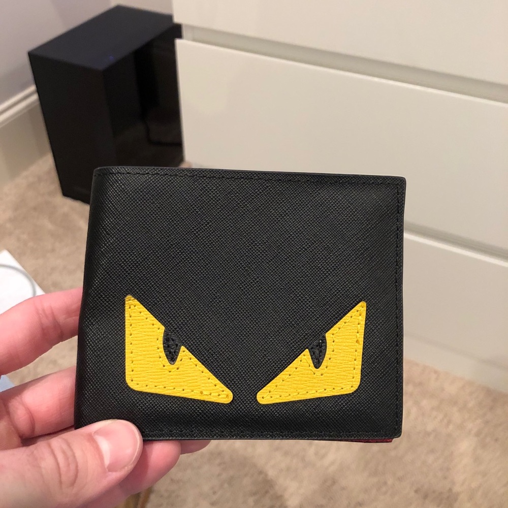 Men’s Fendi wallet
